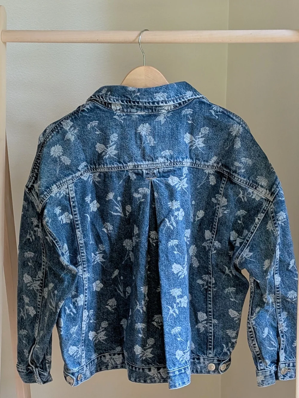 Free People Opal Floral Daisy Patterned  Swing Denim Jacket In Sky Blue - M - Picture 10 of 10